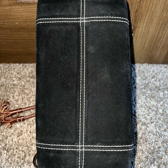 Dooney & Bourke Black Suede Shoulder Bag EUC - Picture 8 of 14